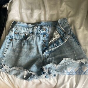 Levi’s 501 shorts